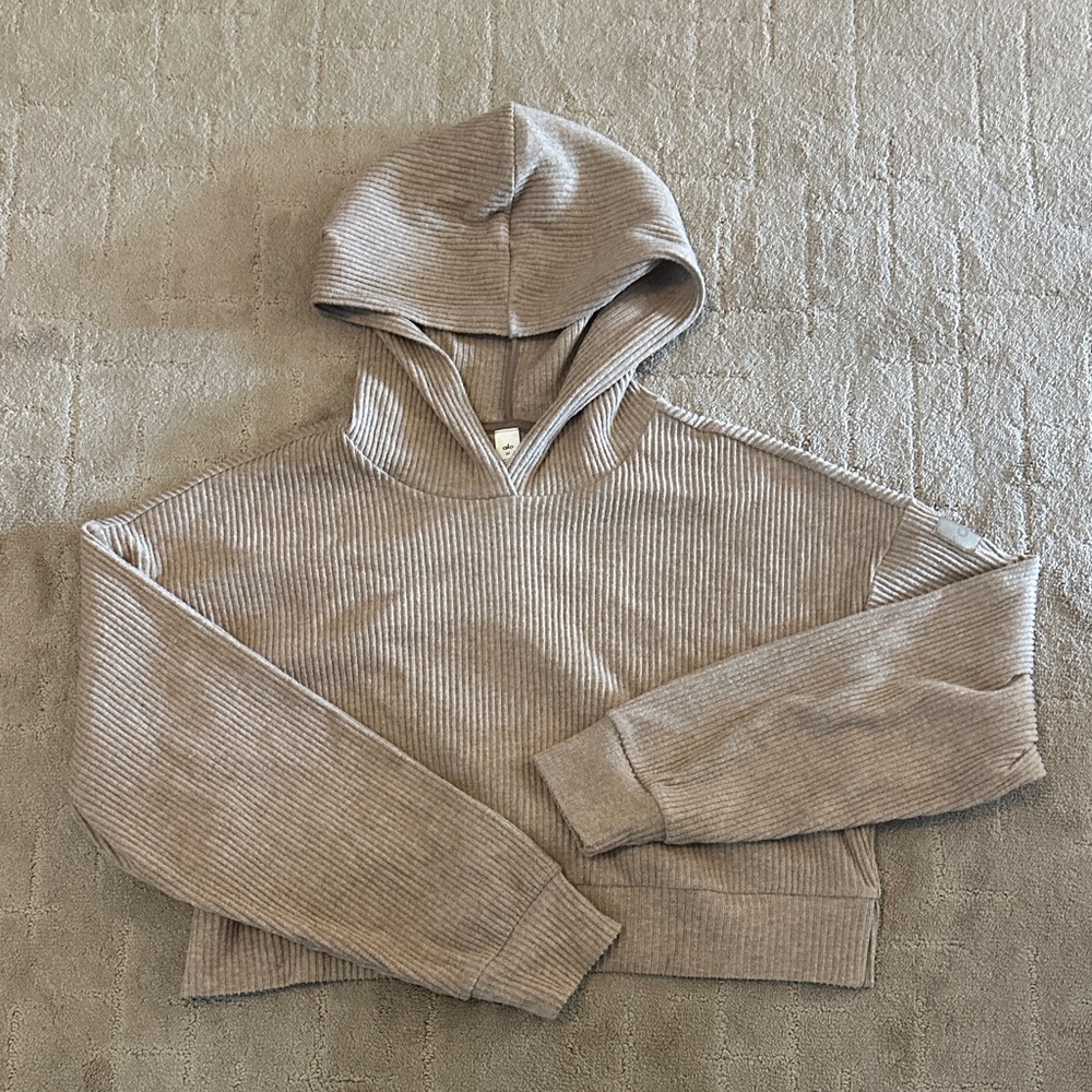 ALO Yoga Ribbed Hoodie in Taupe